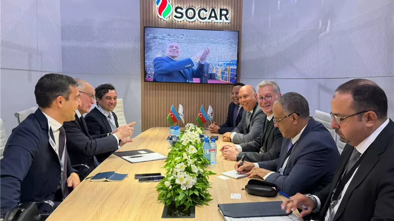 وزير البترول يبحث مع “سوكار” الأذربيجانية تفعيل شراكة استراتيجية طويلة الأجل بقطاع البترول والغاز