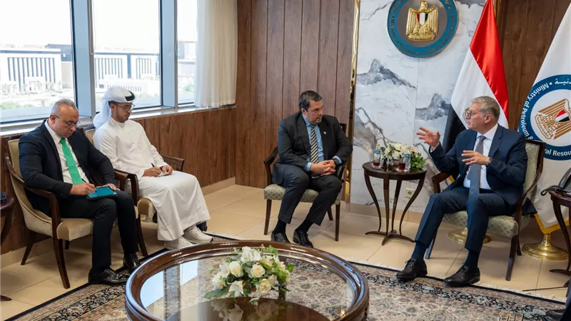 وزير البترول يبحث مع AIQ الإماراتية توظيف الذكاء الاصطناعي لتعزيز الاكتشافات وخفض تكلفة الإنتاج