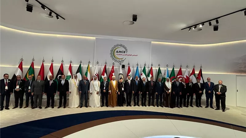 وزير الكهرباء: تطوير قاعدة بيانات عربية موحدة لمشروعات الطاقة المتجددة وكفاءة الطاقة